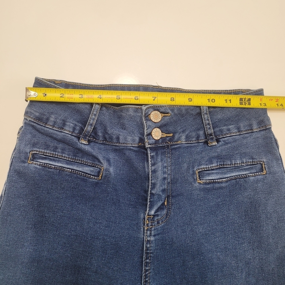 Elegant Indigo Women's Straight Leg Jeans Size 6 - Picture 8 of 14